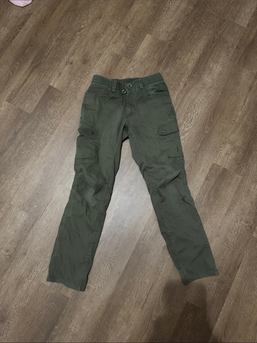 Under Armour Olive Green Cargo Pants - Utility Style